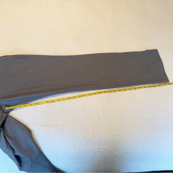 Figs Kade Utility Pocket Gray Scrub Pants - Large Tall - Picture 14 of 16